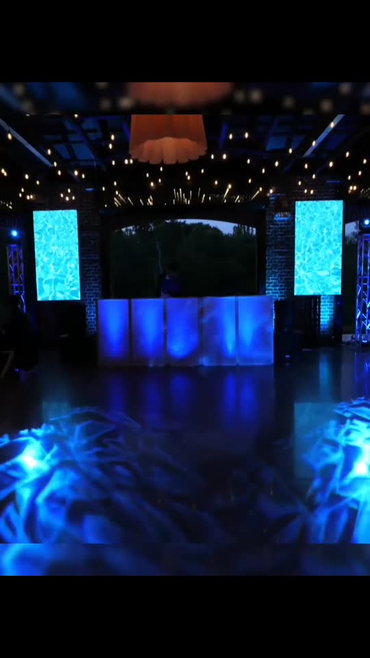 Palm Springs–themed prom at The Crowe Mansion